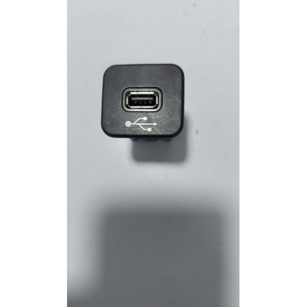 Entrada Usb Traseiro Fiat Toro 2017 Cx503 Preto