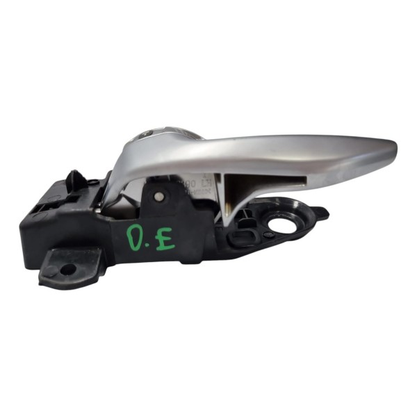 Maçaneta Interna Porta Dianteira Esquerda Toro 2017 Cx506 Dianteira