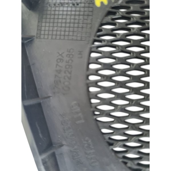 Moldura Esquerda Tweeter Painel Toro Cx507