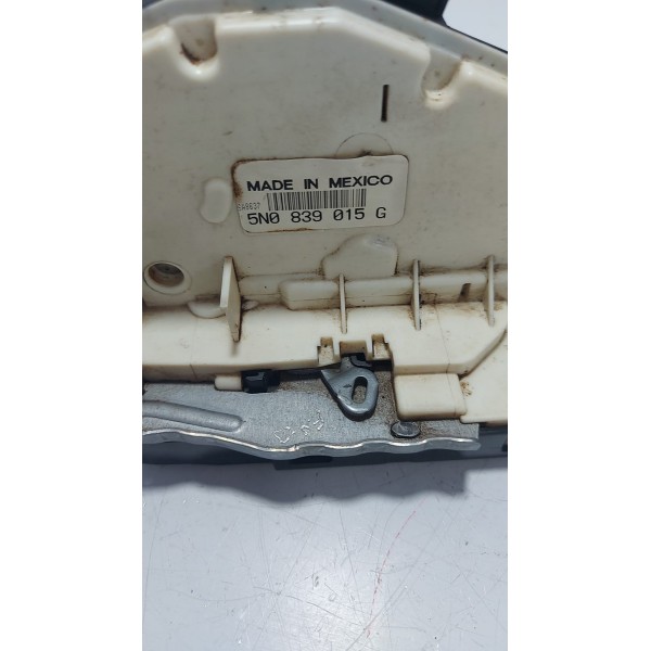 Fechadura Traseira Esquerd Volkswagen Amarok 2013 2014 Cx513