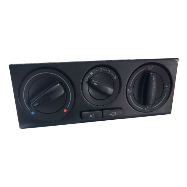 Comando Ar  Cond. Golf  1.6 2001 /2006 Cx643