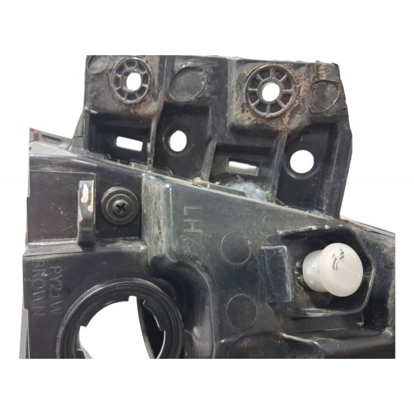 Lanterna Lateral T. Esquerda Creta 2.0 2021 Cx644 Esquerdo/motorista