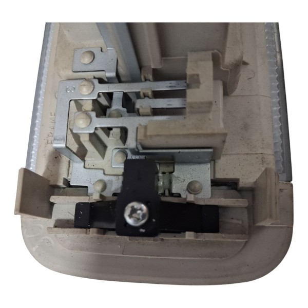 Luz Interna Teto Cortesia Subaru Forester 2010 Cx651