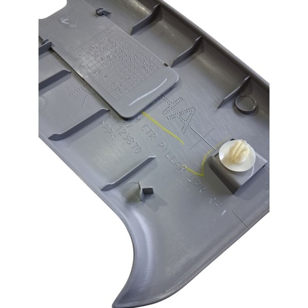 Moldura Coluna  Lateral  D.d L200 Triton 2014 Cx627