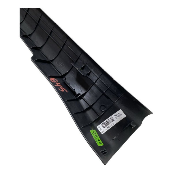 Soleira Porta Dianteira Direita Toyota Corolla Cross 21/23