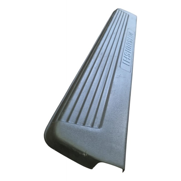 Soleira Dianteira Porta Pajero Full 2005