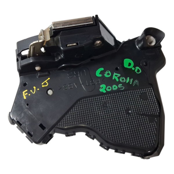 Fechadura Porta Diant. Direita Corolla 2005 Cx692 Preto