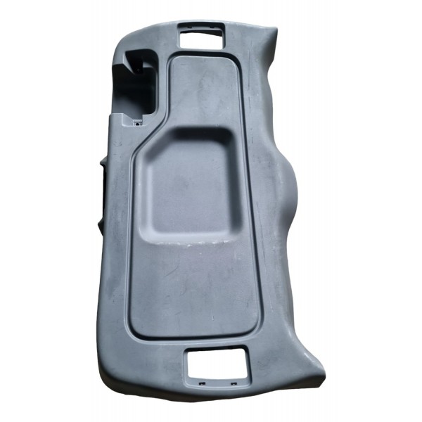 Acabamento Tampa Traseira Discovery Sport 2015