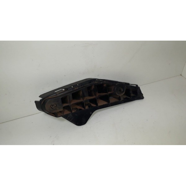 Guia Do Parachoque D. E  Amarok (3 Travas) Cx133