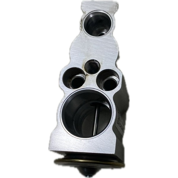 Válvula Expansão Corolla Cross  2021 Cx424