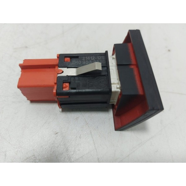 Botão Pisca Alerta Amarok 2.0 2014 Cx117