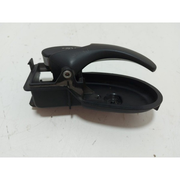 Maçaneta Interna Porta D.d Ford Transit 2.2 2013 Cx138 Dianteira