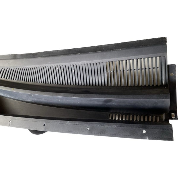 Grade Churrasqueira Direita Ford Ranger 2012/2016 C/detalhe Preto