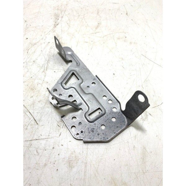 Suporte Direito Mídia Toyota Rav4 17/18 Cx331