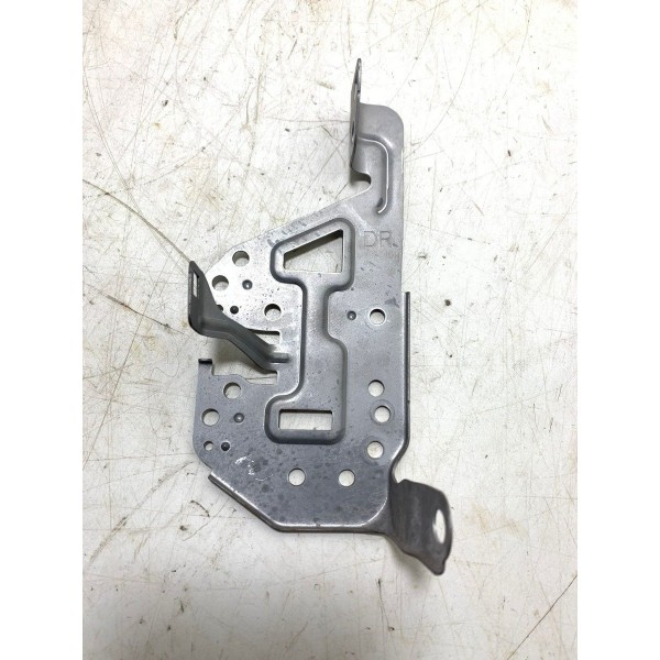 Suporte Direito Mídia Toyota Rav4 17/18 Cx331