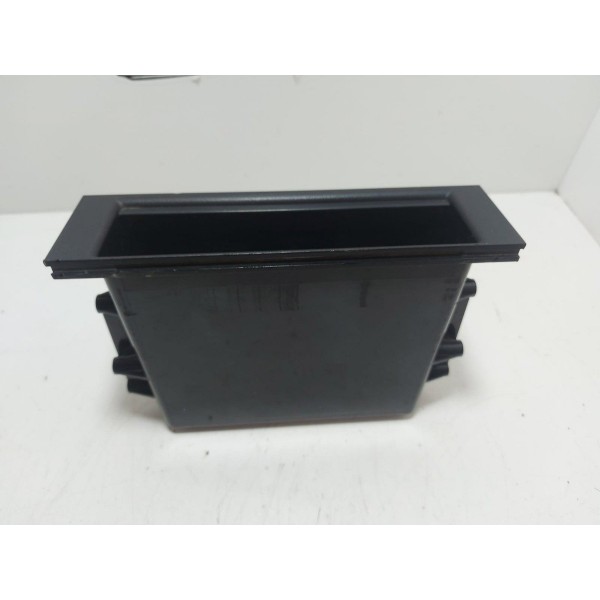 Porta Objetos Painel Tracker 2002 A 2009 Cx144