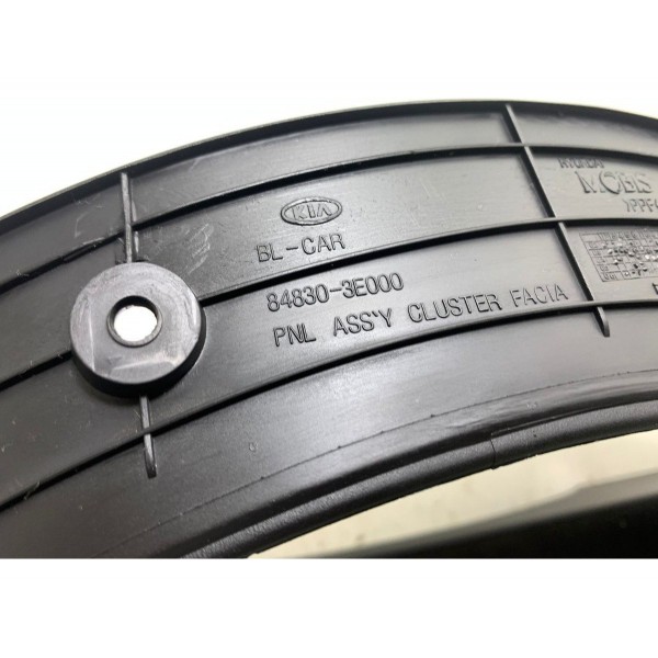 Moldura Painel Instrumentos Sorento 05/09 Cx330