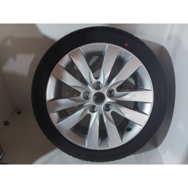 Roda C/ Pneu  Cerato 2011 215x45x17