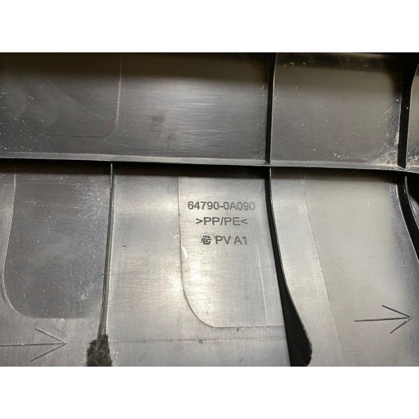 Moldura Central Porta Malas Toyota Corolla Cross 21/23