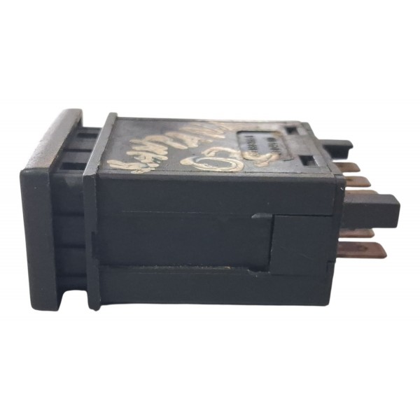 Botão Pisca Alerta Santana 2003 Cx714 Preto