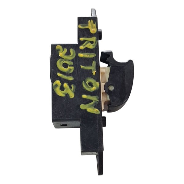 Botão Vidro Elétrico L. E. L200 Triton 2013 Cx715