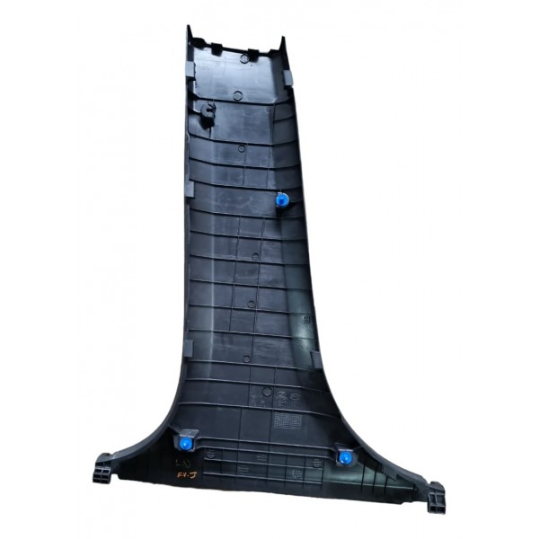 Acabamento Direito Coluna T Central Hyundai Creta 2021