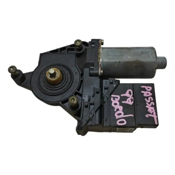 Motor Vidro Tras Esquerdo Vw Passat 1997 A 2000 0130821697