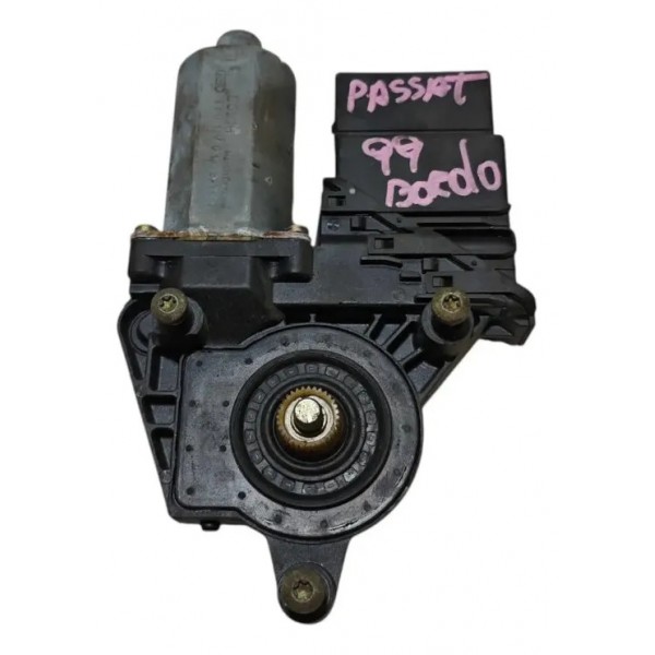 Motor Vidro Tras Esquerdo Vw Passat 1997 A 2000 0130821697