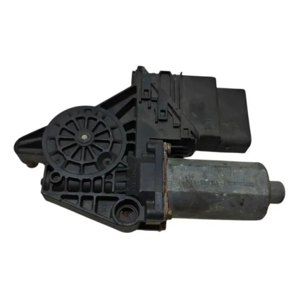 Motor Vidro Tras Esquerdo Vw Passat 1997 A 2000 0130821697