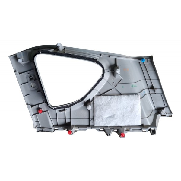 Acabamento Coluna Traseira Esquerda Toyota Rav4 2018