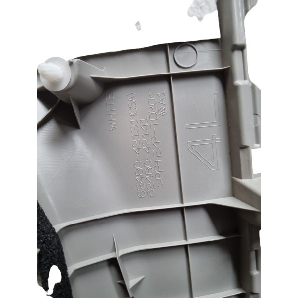 Acabamento Coluna Traseira Esquerda Toyota Rav4 2018