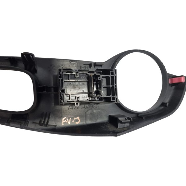 Moldura Botão Vidro Elétrico Tras Esqu Corolla Cross Cx431