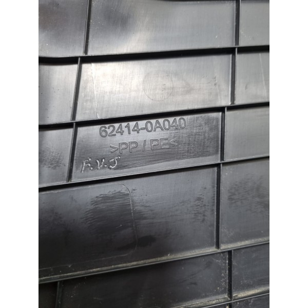 Acabamento Coluna T Lado Esquerdo Toyota Corolla Cross 2021