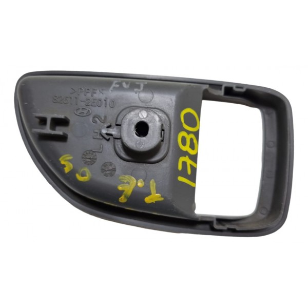 Moldura Maçaneta Tucson T.e Cx413 Traseira