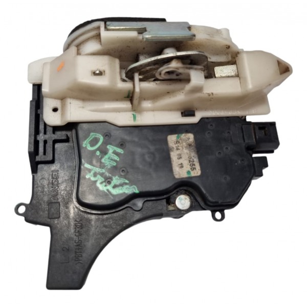 Fechadura Dianteira Esquerda Triton 2013 Cx491