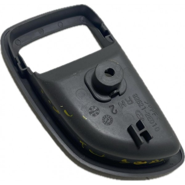 Moldura Maçaneta Interna L.d  Tucson 2014 82621-2e010 Cx406 Dianteira/traseira