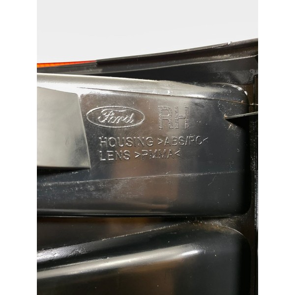 Lanterna Direita Ford Ecosport 2013/2017 Cx562 Direito