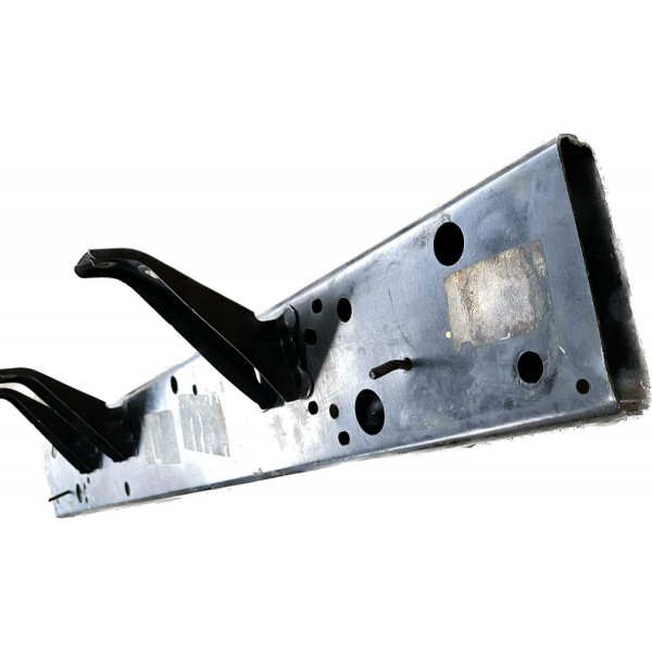 Alma Parachoque Dianteiro Toyota Hilux 2016/2020