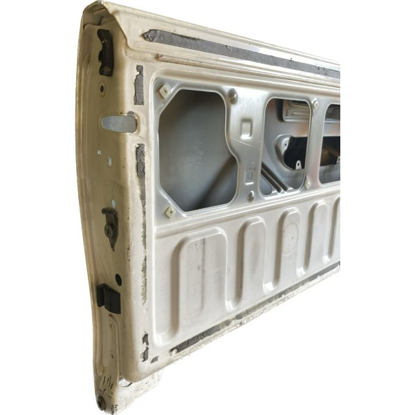 Tampa Traseira Toyota Hilux 2016/2022 Branco