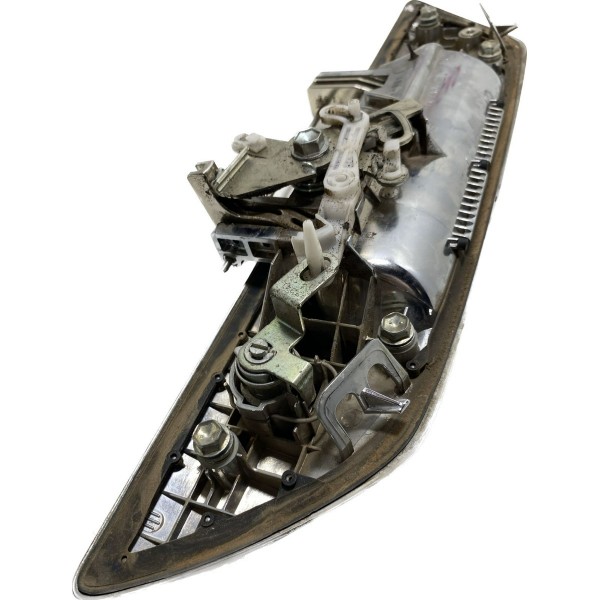 Maçaneta Tampa Traseira Toyota Hilux 2016/2022 Cx347