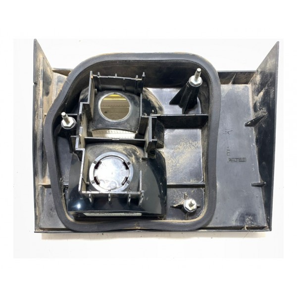 Lanterna Esquerda Capô Volkswagen Santana 91/97 Cx340 Esquerdo