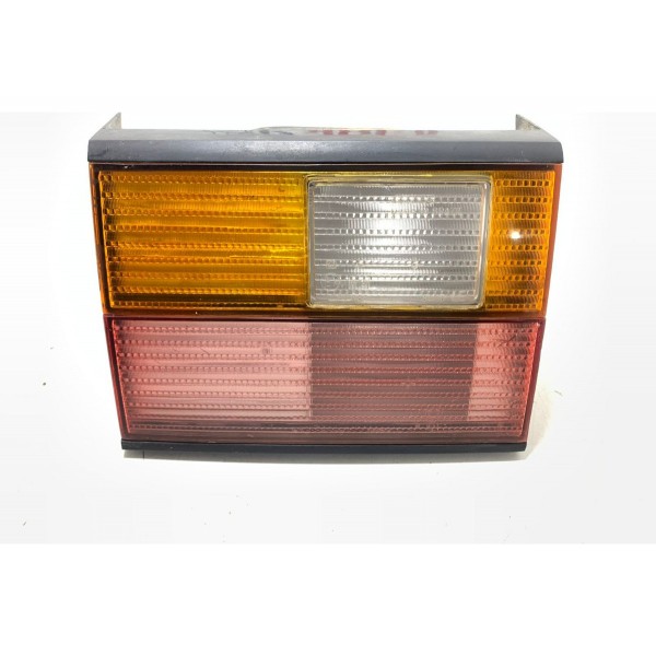 Lanterna Esquerda Capô Volkswagen Santana 91/97 Cx340 Esquerdo