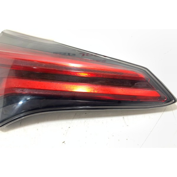 Lanterna Esquerda Capô Toyota Rav4 17/18 Cx562 Esquerdo