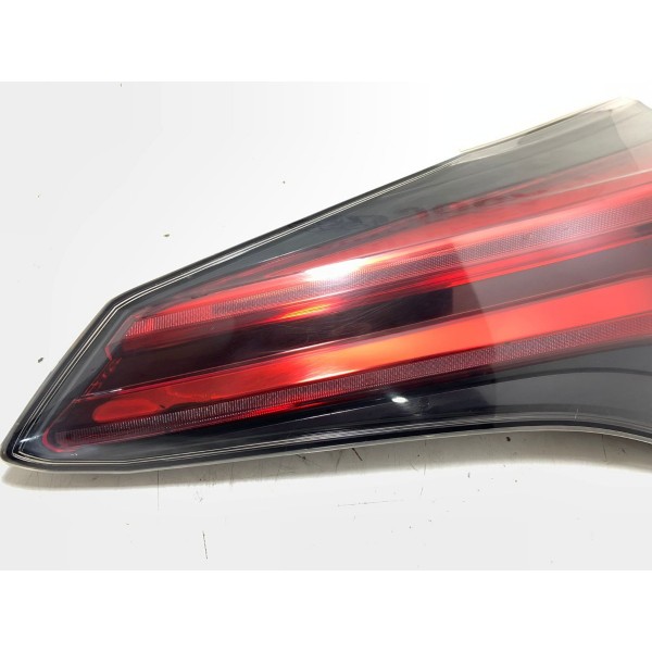 Lanterna Direita Capô Toyota Rav4 17/18 Cx561 Direito