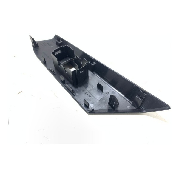 Moldura Botão Vidro Dianteiro Dir Toyota Rav4 17/20 Cx333