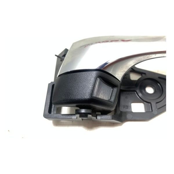 Maçaneta Interna Direita Toyota Rav4 2017/2020 Cx333 Dianteira/traseira