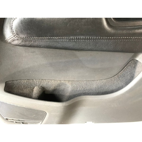 Forro De Porta Dianteiro Direito Volkswagen Amarok 2013/2016