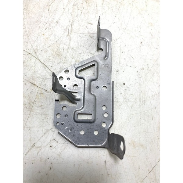 Suporte Direito Mídia Toyota Rav4 17/18 Cx331