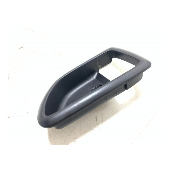 Moldura Maçaneta Interna Diant Esq Kia Sorento 03/08 Cx330 Dianteira