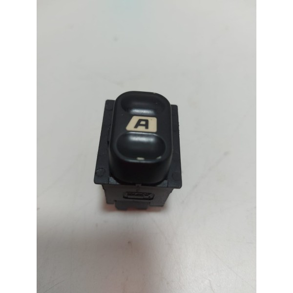 Botão Vidro Elétrico Peugeot Partner 1.6 2011 L.e (cx15)